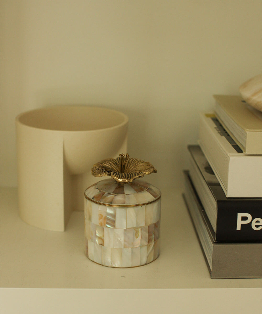 Hibiscus Circus Box Large